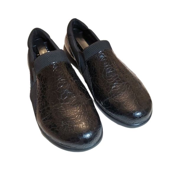 Alegria Shoes - Alegria Duette Patent loafers Womens size 39 EU Black